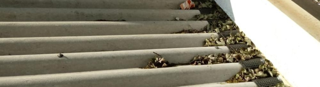 Desentupimento da calha em Jabaquara  24 HORAS